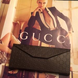 Adorable Gucci Glasses case